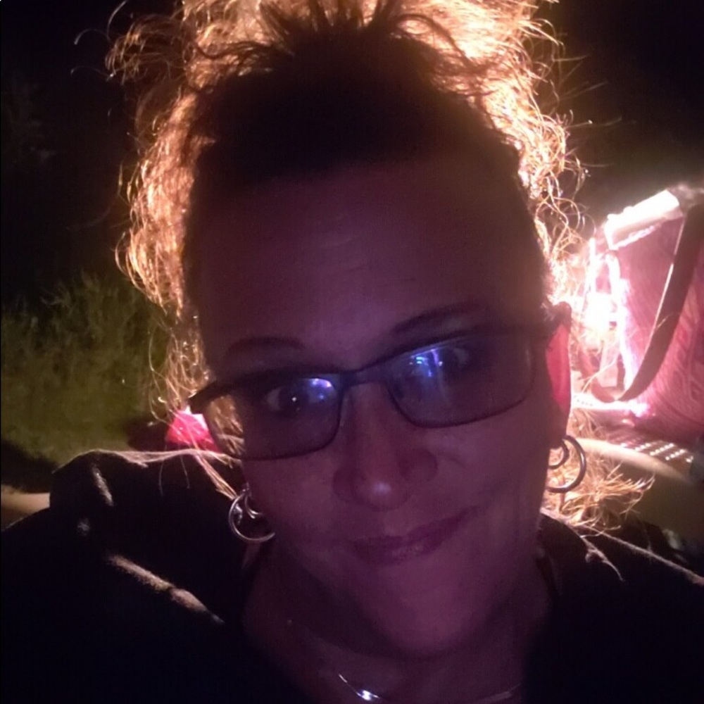 Meet your Posher, Gina